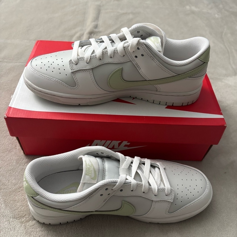 NIB Nike Wmns Dunk Low Phantom Olive Aura Women Casual Shoes Sneakers - Picture 3 of 6